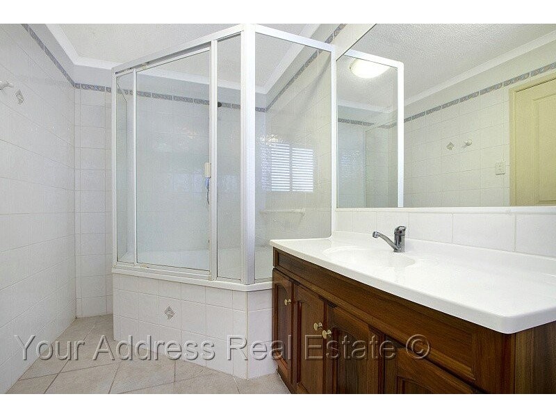 8 Hakari Street, Crestmead QLD 4132