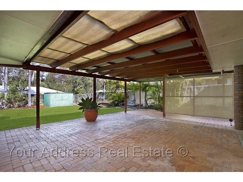 17 Acorus Court, Regents Park QLD 4118