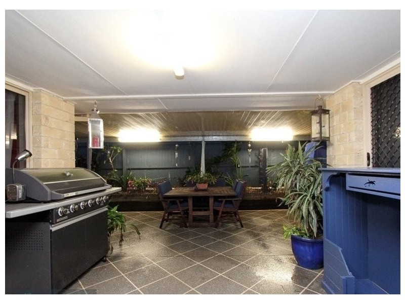 4 Garry Place, Crestmead QLD 4132