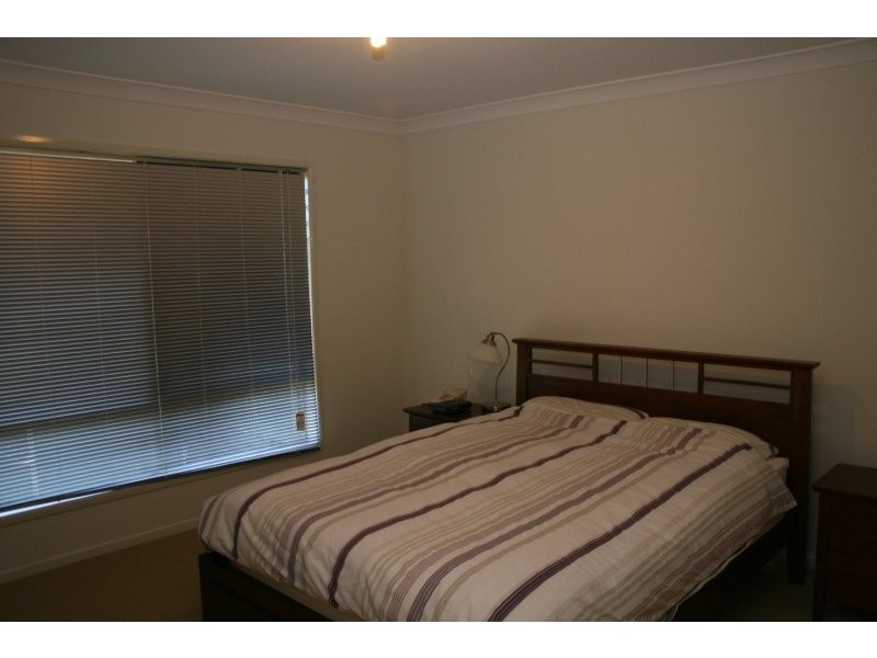 1/75 Vansittart Road, Regents Park QLD 4118