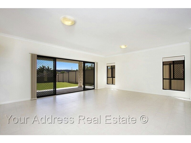 21 Longden Street, Coopers Plains QLD 4108