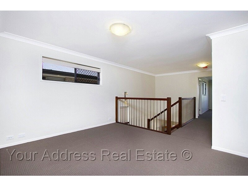 21 Longden Street, Coopers Plains QLD 4108