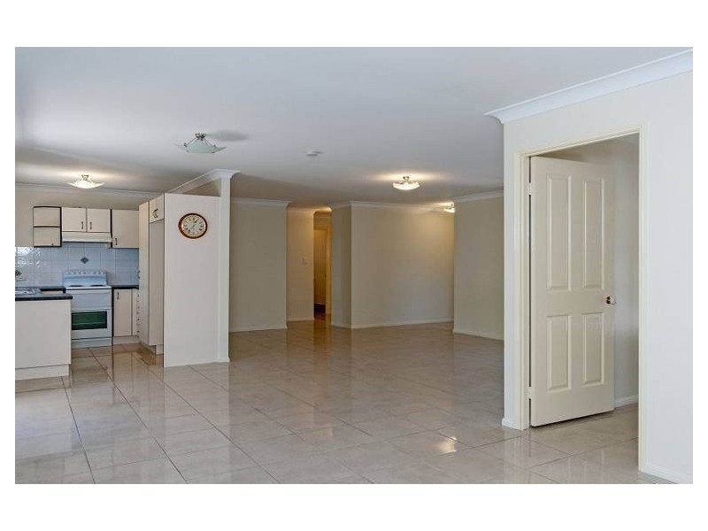 23 Lyrebird Lane, Bellbird Park QLD 4300