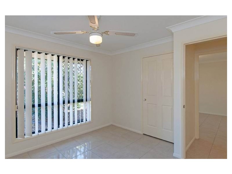 23 Lyrebird Lane, Bellbird Park QLD 4300