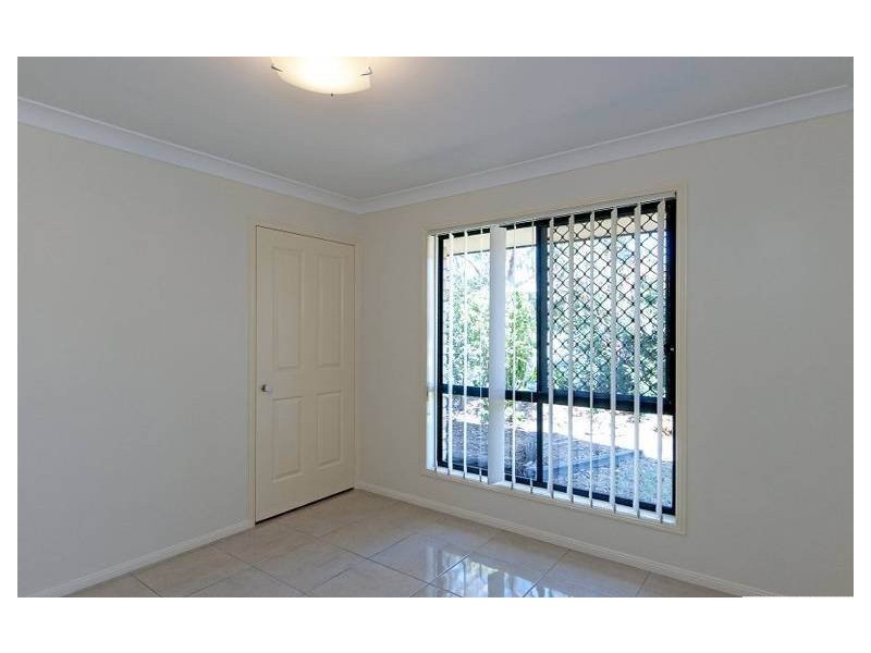 23 Lyrebird Lane, Bellbird Park QLD 4300