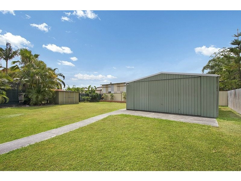15 Oakdale Street, Browns Plains QLD 4118