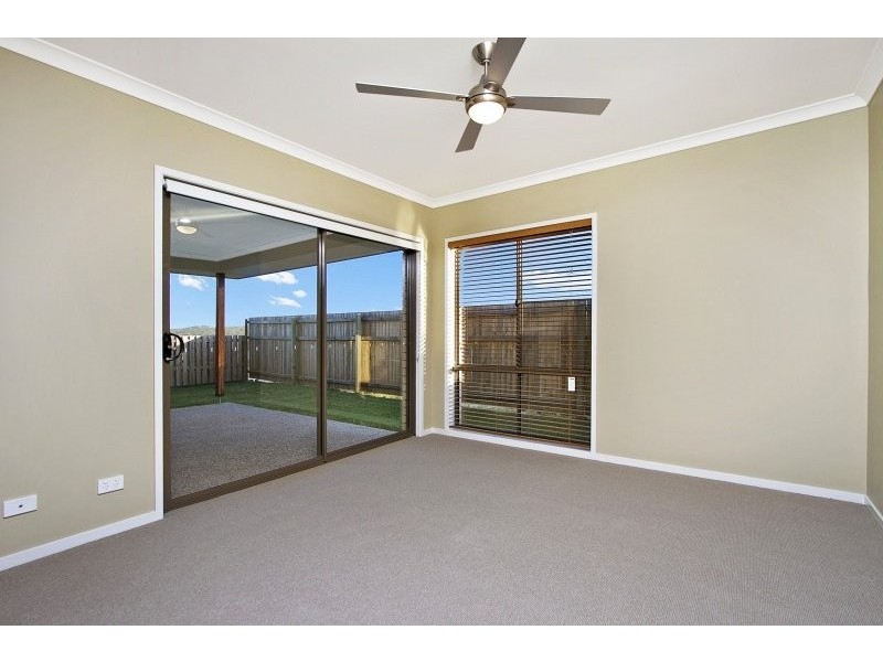 16 Amari Street, Holmview QLD 4207