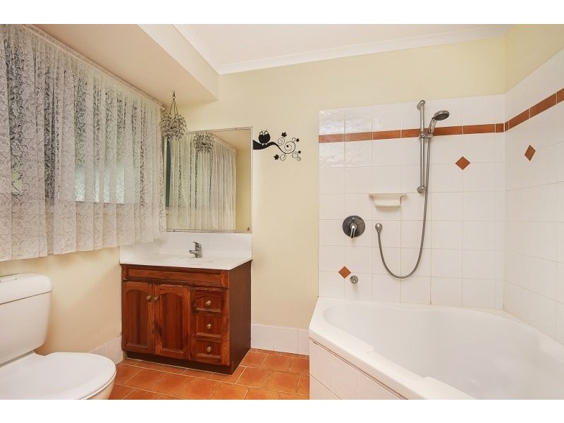 32 Flinders Cres, Boronia Heights QLD 4124