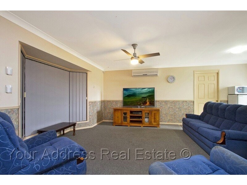 17 Geaney Boulevard, Crestmead QLD 4132