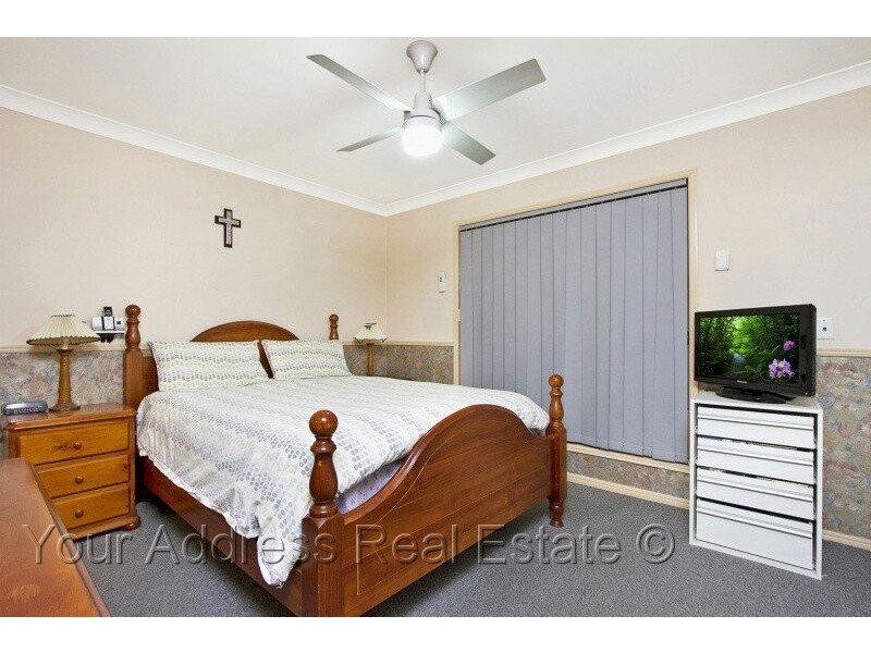 17 Geaney Boulevard, Crestmead QLD 4132