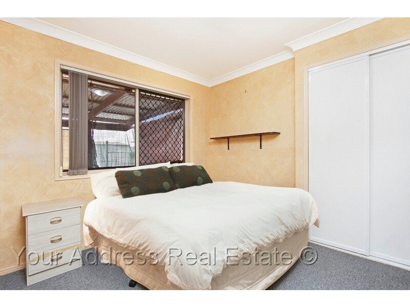 17 Geaney Boulevard, Crestmead QLD 4132