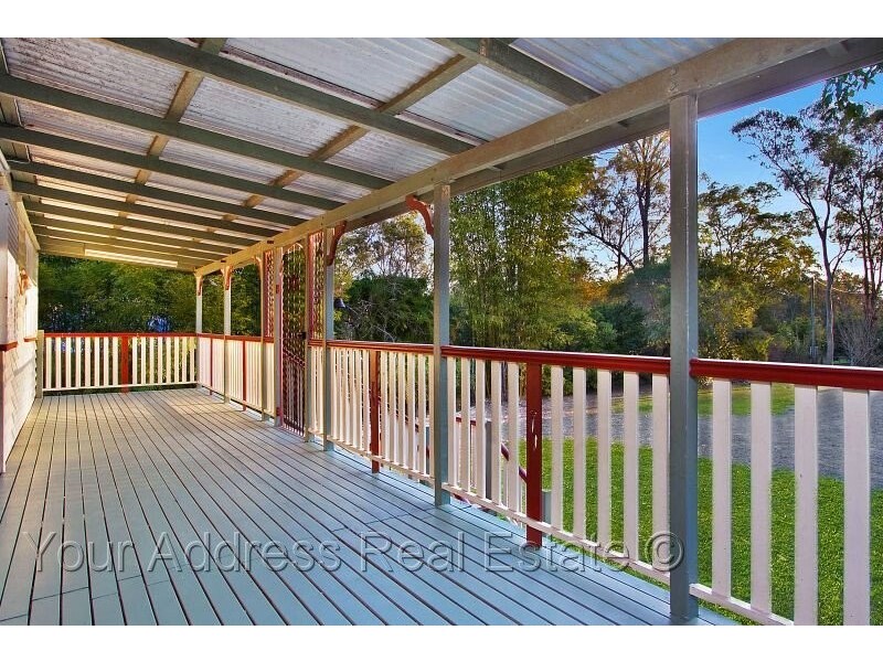 56 Smith Road, Park Ridge QLD 4125