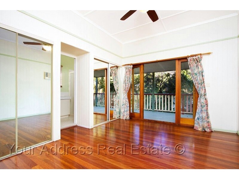 56 Smith Road, Park Ridge QLD 4125