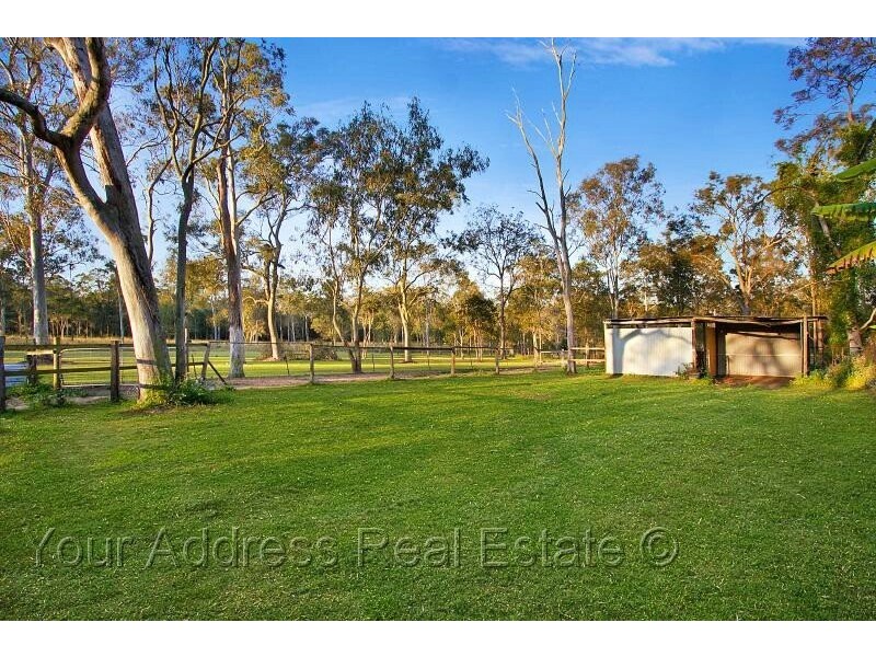 56 Smith Road, Park Ridge QLD 4125