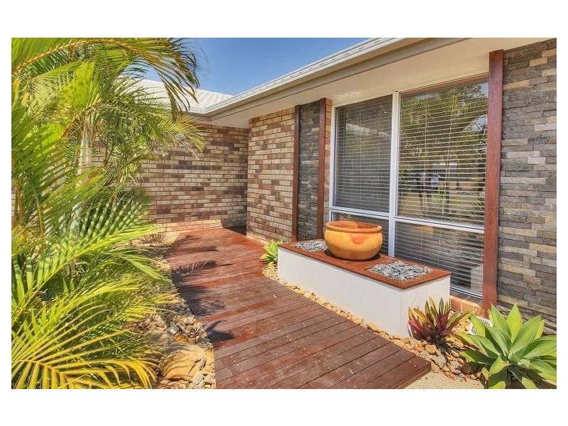 5 Paroo Place, Hillcrest QLD 4118