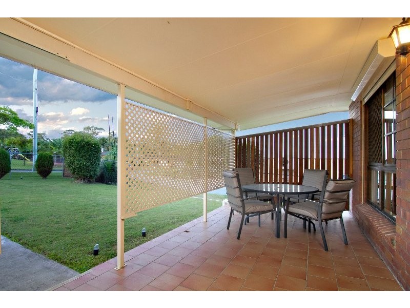 30 Oakdale Street, Browns Plains QLD 4118
