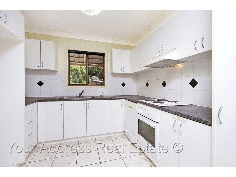 11 Simone Street, Boronia Heights QLD 4124