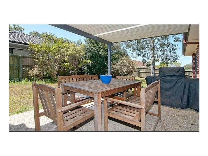 22A Spruce Street, Loganlea QLD 4131