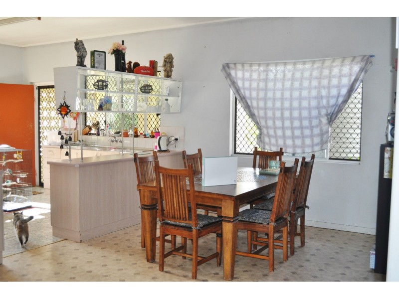 101 Walsh Street, Mareeba QLD 4880