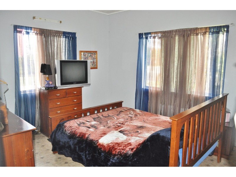 101 Walsh Street, Mareeba QLD 4880