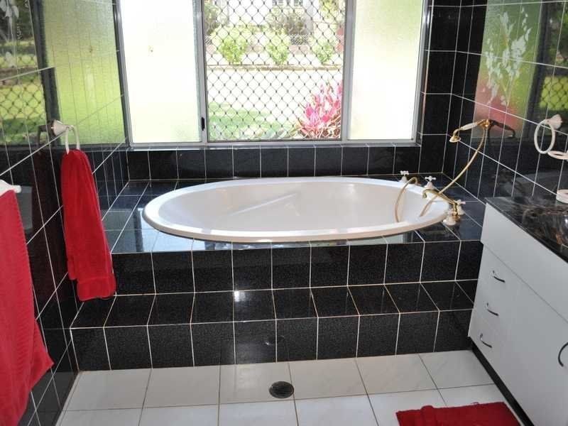 36 Owens Street, Mareeba QLD 4880