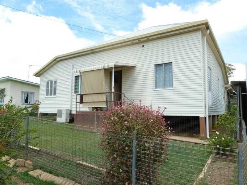 2 Bourke Street, Mareeba QLD 4880