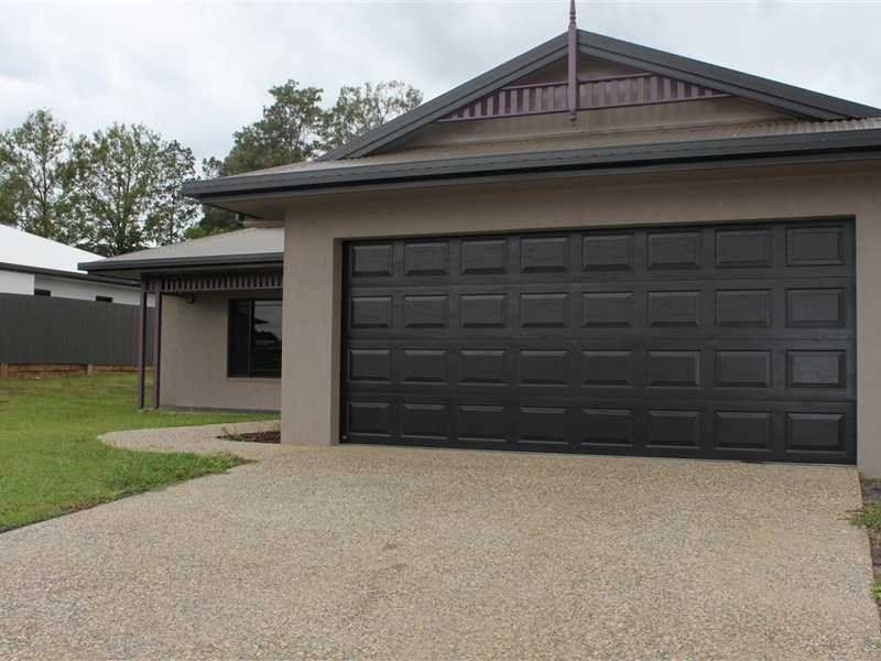 7 Leinster Drive, Mareeba QLD 4880