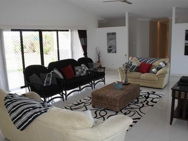 14 Dean Circuit, Mareeba QLD 4880