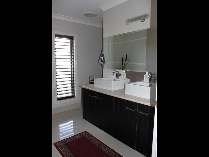 14 Dean Circuit, Mareeba QLD 4880