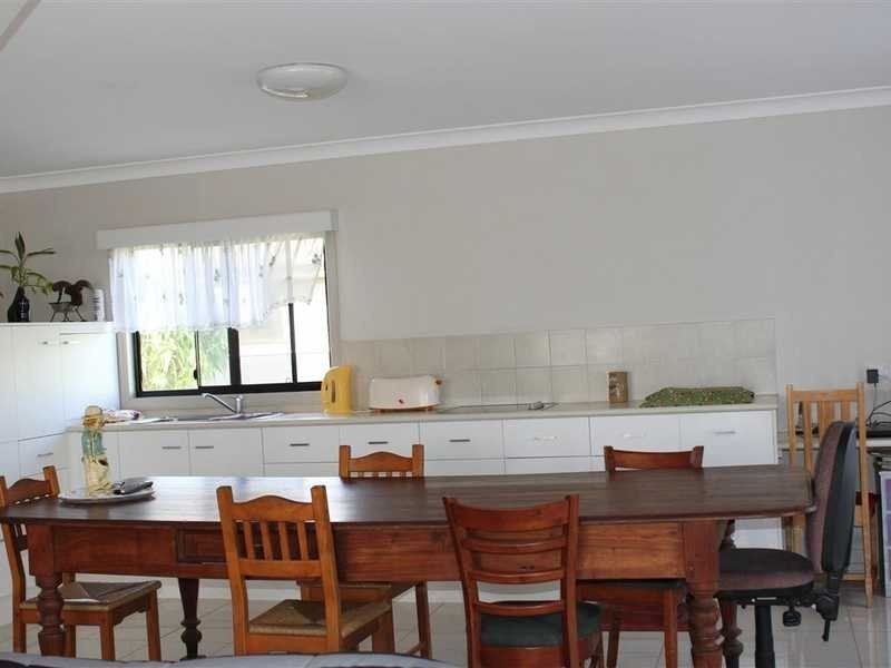 14 Dean Circuit, Mareeba QLD 4880