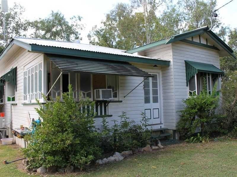 57 Avolio Drive, Mareeba QLD 4880