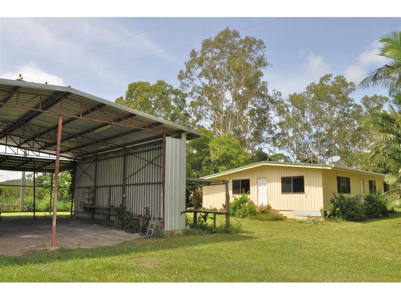 618 Hodzic Road, Mareeba QLD 4880