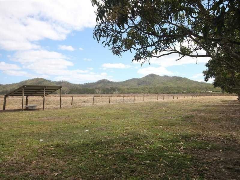 618 Hodzic Road, Mareeba QLD 4880