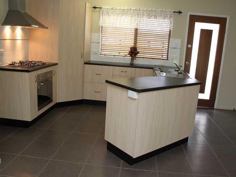 23 River Drive, Mareeba QLD 4880