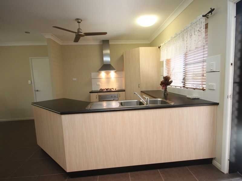 23 River Drive, Mareeba QLD 4880
