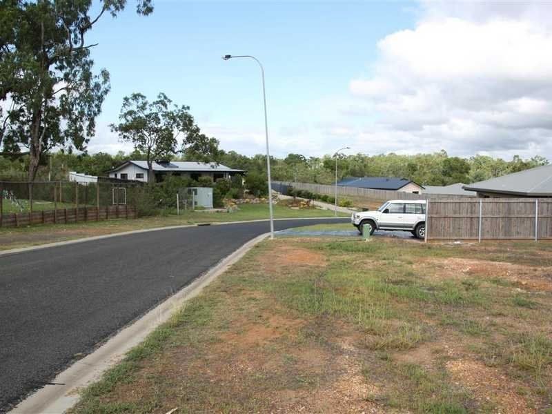 13 Damien Close, Mareeba QLD 4880