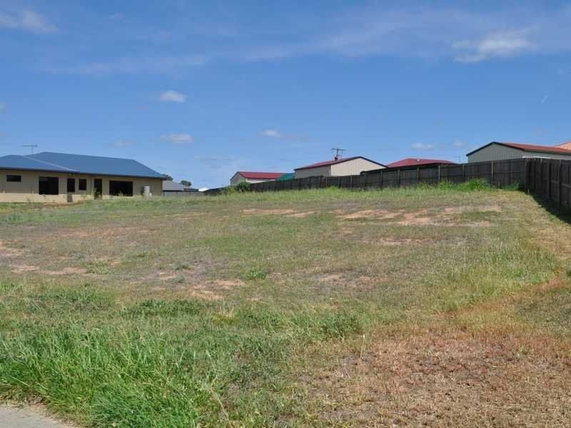 6 Peluchetti Place, Mareeba QLD 4880