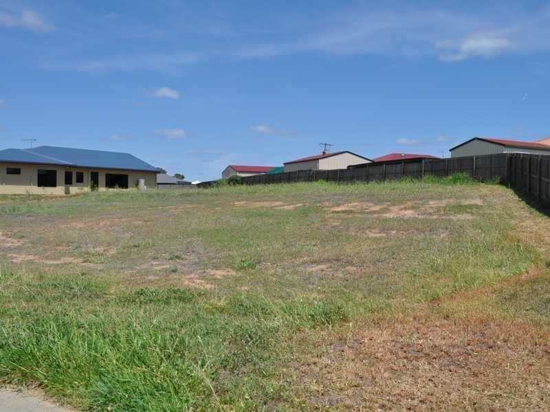 6 Peluchetti Place, Mareeba QLD 4880