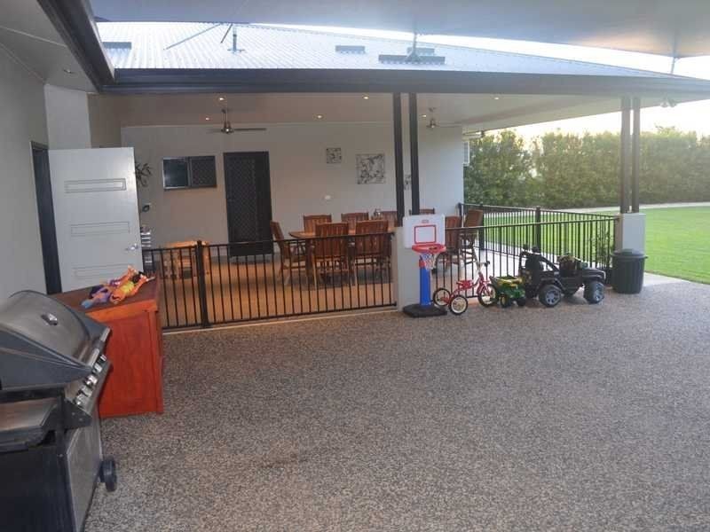 6 Joan Crescent, Mareeba QLD 4880