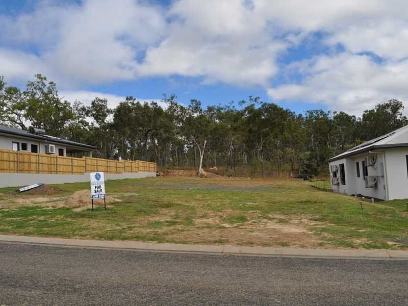 6 Michelina Close, Mareeba QLD 4880