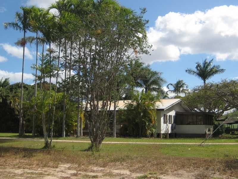 2 Fassio Road, Mareeba QLD 4880