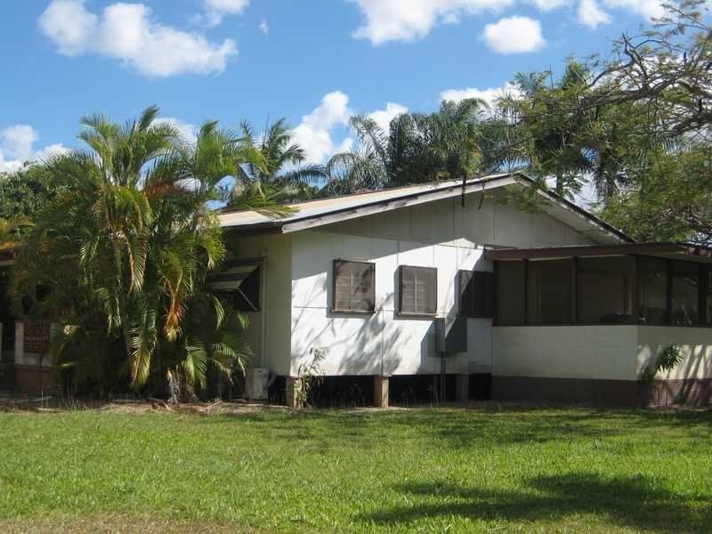 2 Fassio Road, Mareeba QLD 4880