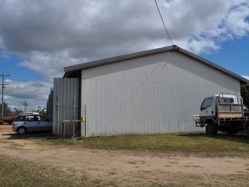 11 Bowers Street, Mareeba QLD 4880