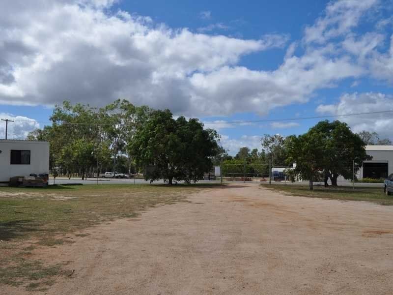 11 Bowers Street, Mareeba QLD 4880