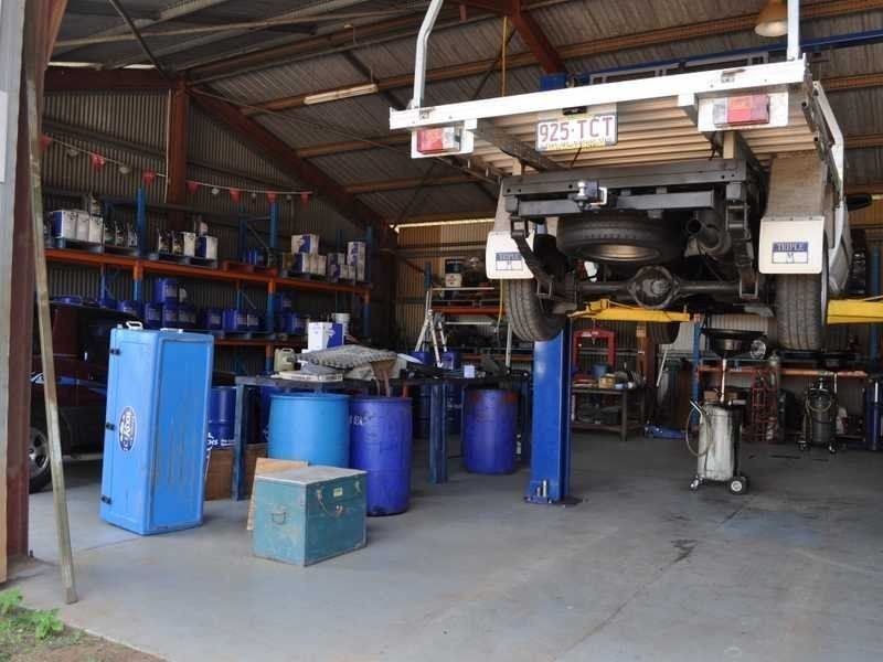 11 Bowers Street, Mareeba QLD 4880