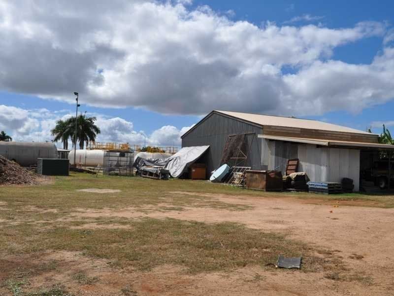 11 Bowers Street, Mareeba QLD 4880