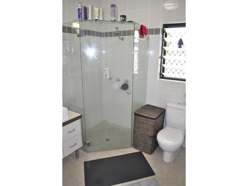 2 River Drive, Mareeba QLD 4880