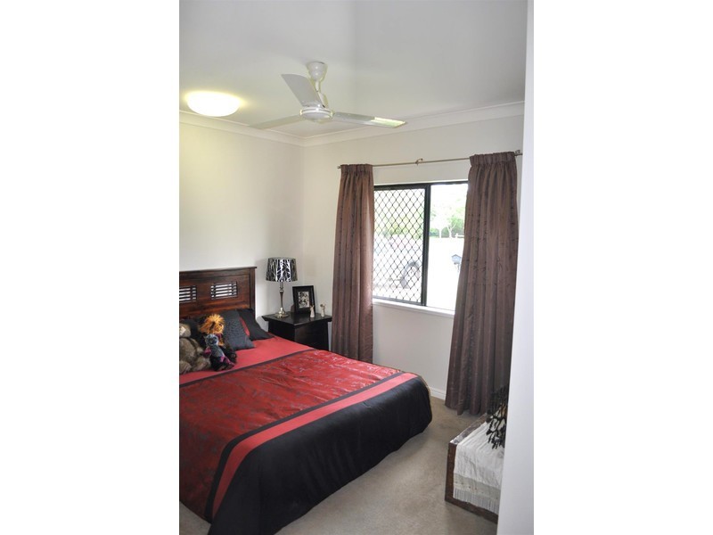 2 River Drive, Mareeba QLD 4880