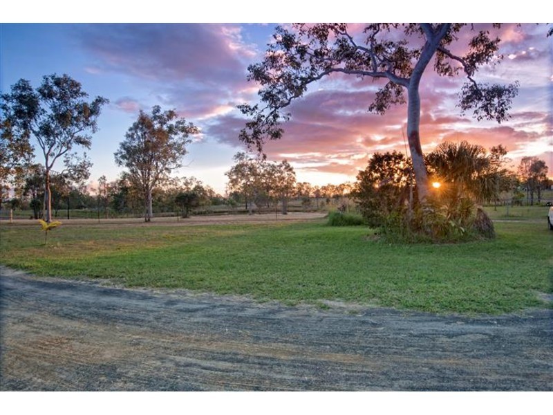 111 Emerald Heights Road, Mareeba QLD 4880