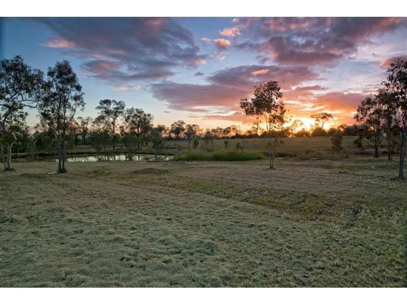 111 Emerald Heights Road, Mareeba QLD 4880